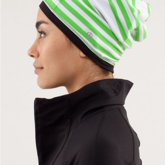 Lululemon double the fun toque reversible run hat - Picture 2 of 9